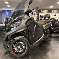 Piaggio MP3  Paris 16e Arrondissement