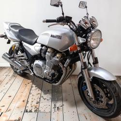Yamaha XJR 1300  Pressigny-les-Pins