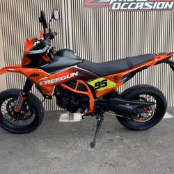 KTM SMC  Saint-Ouen-l'Aum&ocirc;ne