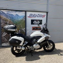 Honda VFR  Varennes-l&egrave;s-M&acirc;con