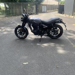 Autres RoyalEnfield  Saintes