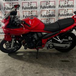Suzuki GSF  Arles