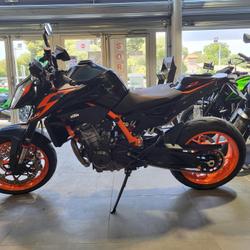 KTM Duke  N&icirc;mes