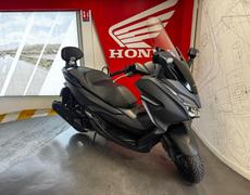 Honda Forza Paris 10e Arrondissement