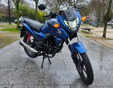 Honda CBF Paris 14e Arrondissement
