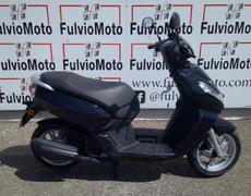 Peugeot Kisbee Arles
