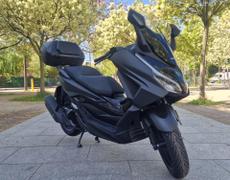Honda Forza Paris 14e Arrondissement