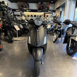 Vespa Primavera  Levallois-Perret