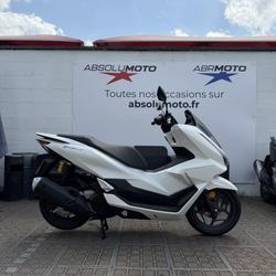 Honda PCX  Valenton