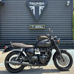 Triumph Bonneville  N&icirc;mes