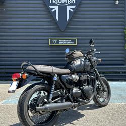 Triumph Bonneville  N&icirc;mes