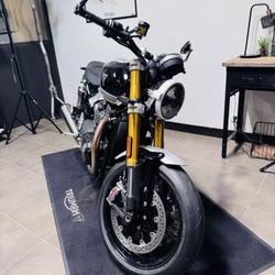 Triumph Speed twin  Montlh&eacute;ry