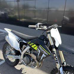 Triumph autres  Rochefort-du-Gard