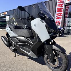 Yamaha X MAX  Saint-Marcel