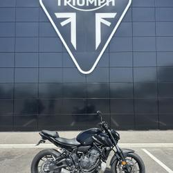 Yamaha MT07  Rochefort-du-Gard