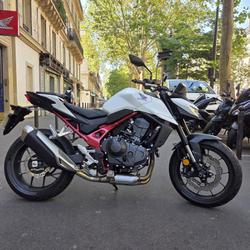 Honda Hornet  Paris 11e Arrondissement
