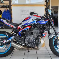 Yamaha MT07  B&eacute;ziers