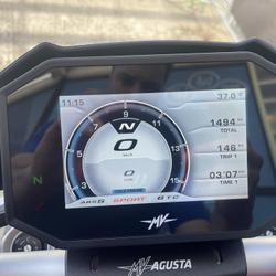 MV-Agusta Brutale 800  Mauguio