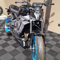 Yamaha MT09  D&eacute;ville-l&egrave;s-Rouen