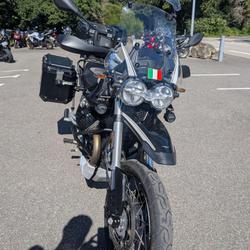 Guzzi V85 TT  Lanester
