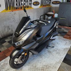 Honda PCX  Vitrolles