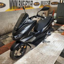 Honda PCX  Vitrolles