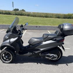 Piaggio MP3  Pontivy