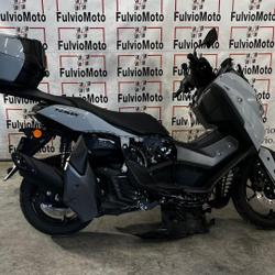 Yamaha Nmax  Arles
