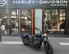 Harley Davidson Street bob Paris 11e Arrondissement