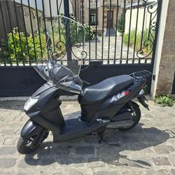Sym Orbit  Issy-les-Moulineaux