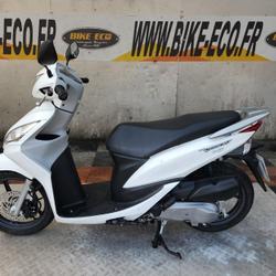 Honda Vision  Vitrolles