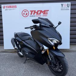 Yamaha T MAX  N&icirc;mes