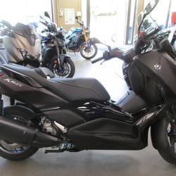 Yamaha X MAX  Villeneuve-d'Entraunes