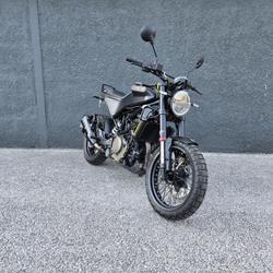 Husqvarna Svartpilen  Perpignan