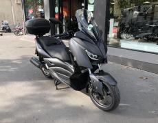 Yamaha X MAX Paris 17e Arrondissement