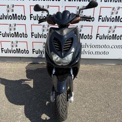 Yamaha Aerox  Arles