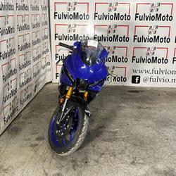 Yamaha YZF R3  Arles