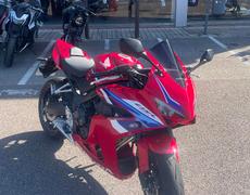 Honda CBR La Chapelle-Saint-Luc