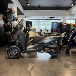 Piaggio MP3  Levallois-Perret