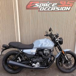 Guzzi V7  Saint-Ouen-l'Aum&ocirc;ne