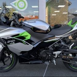 Kawasaki EN  Saint-Ouen-l'Aum&ocirc;ne