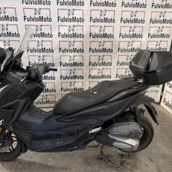 Honda Forza  Arles