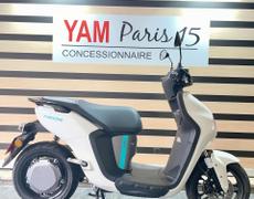 Yamaha Neo's Paris 15e Arrondissement