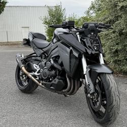 Suzuki GSXS  Aulnois-sous-Laon