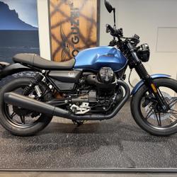 Guzzi V7  Le Chesnay-Rocquencourt