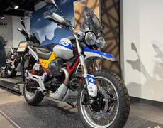 Guzzi V85 TT Le Chesnay-Rocquencourt