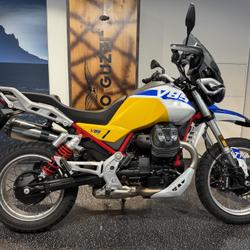 Guzzi V85 TT  Le Chesnay-Rocquencourt