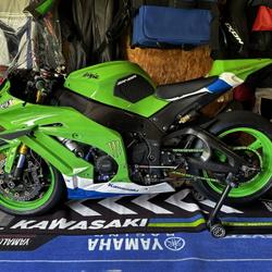 Kawasaki ZX 10R  Bourg-l&egrave;s-Valence