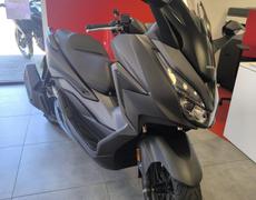 Honda Forza Étupes