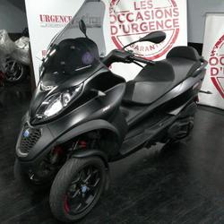 Piaggio MP3  Paris 17e Arrondissement